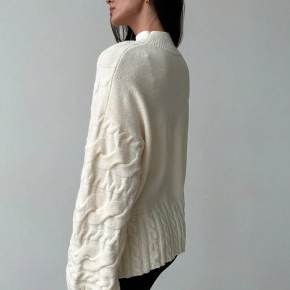 Apricot Casual Women's Color Twist Knit Warm Long Sleeve Sweater - Picture 4 of 6